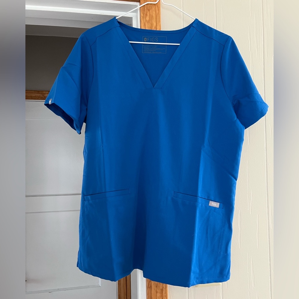 Figs Scrub Top